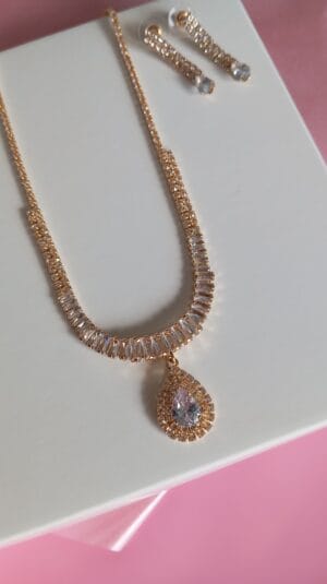 Conjunto crystal dew