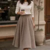 Falda Old Money Midi Waini, movimiento y caída