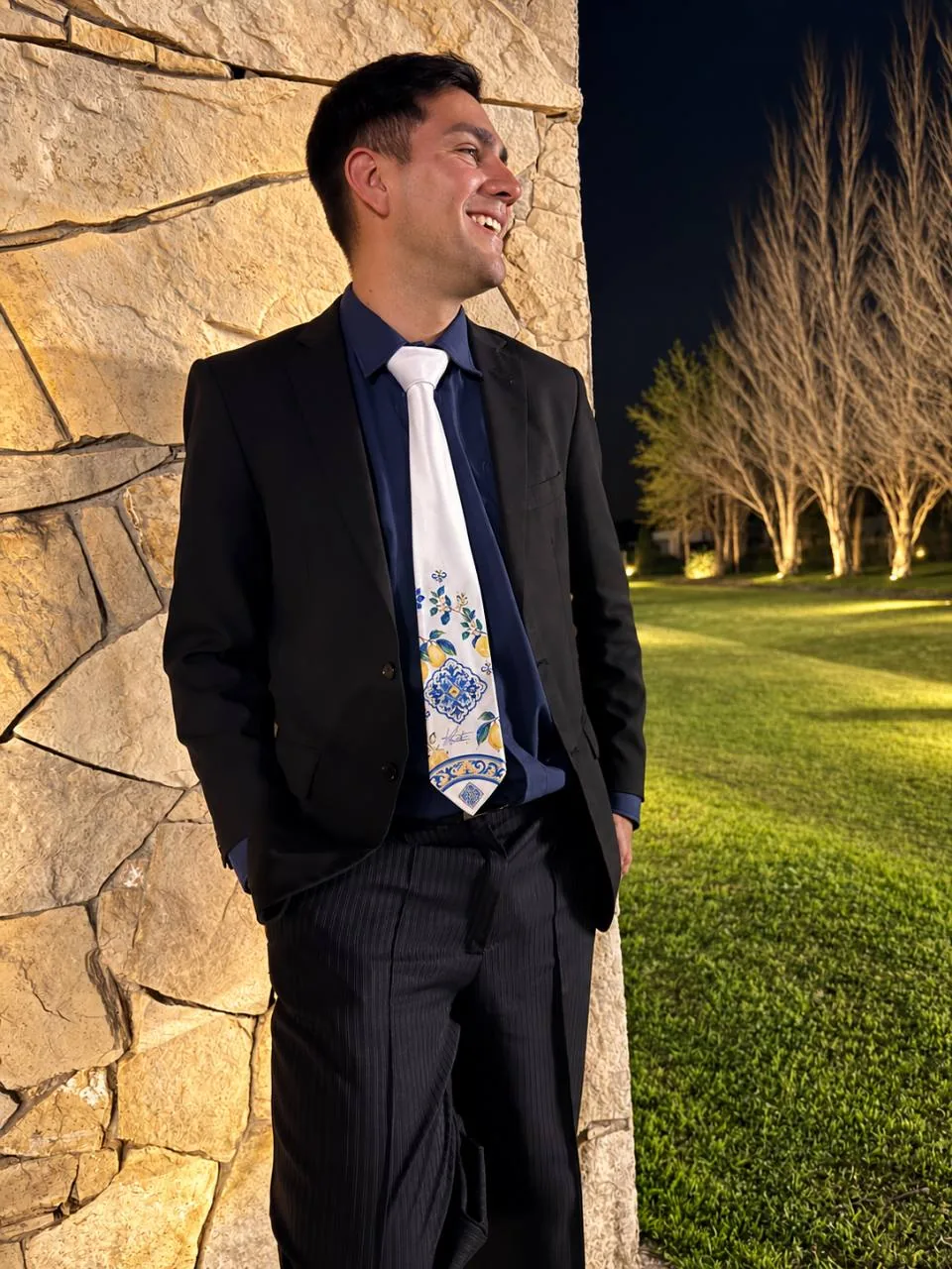 Corbata Amalfi Collection de Waini en uso.